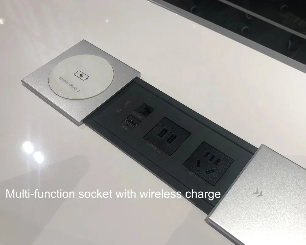 2026年 CEO向け ワイヤレス充電機能付き L字型スマー - Office Tech And Management のレビューと価格